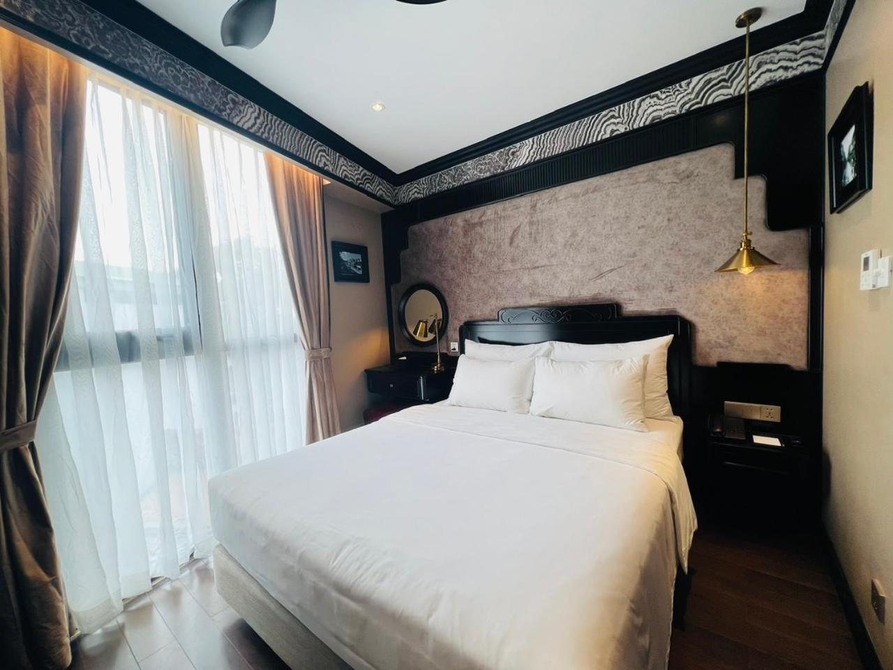 Hotel Du Monde Classic Hanoi Buitenkant foto